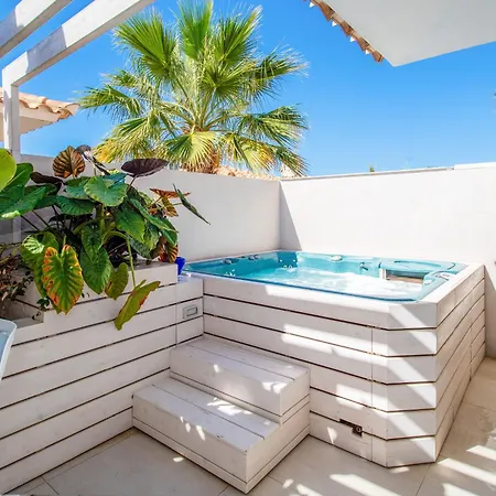 Luxury 3bd With Premium Amenities, Jacuzzi, Private Parking * Palm-mar