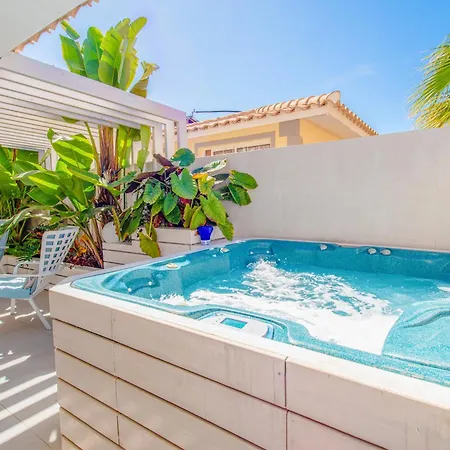 Luxury 3bd With Premium Amenities, Jacuzzi, Private Parking *