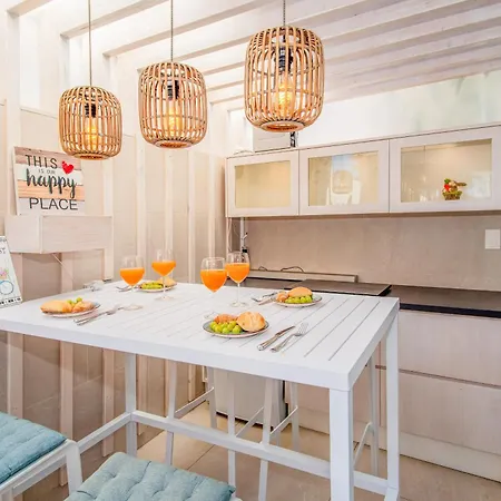 Apartman Luxury 3bd With Premium Amenities, Jacuzzi, Private Parking Palm-mar