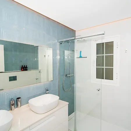 Luxury 3bd With Premium Amenities, Jacuzzi, Private Parking * 팔름-마르