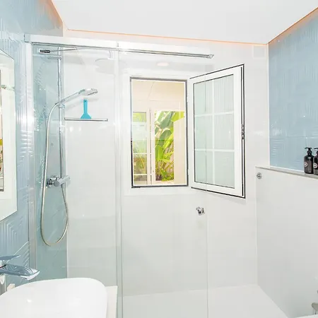 Luxury 3bd With Premium Amenities, Jacuzzi, Private Parking 팔름-마르