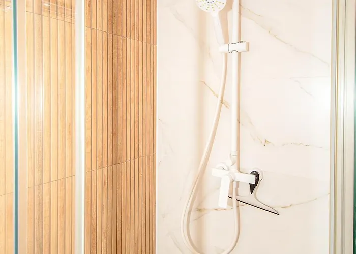 아파트 Luxury 3bd With Premium Amenities, Jacuzzi, Private Parking 팔름-마르