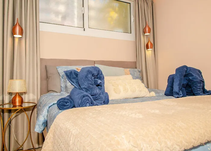 Luxury 3bd With Premium Amenities, Jacuzzi, Private Parking *