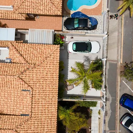 Apartment Luxury 3bd With Premium Amenities, Jacuzzi, Private Parking *