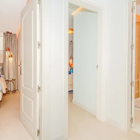 Luxury 3bd With Premium Amenities, Jacuzzi, Private Parking Apartment Palm-mar