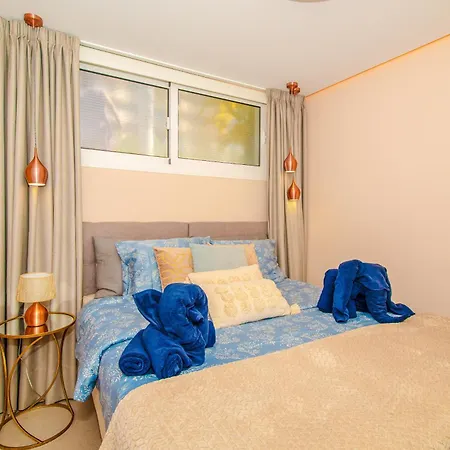 Luxury 3bd With Premium Amenities, Jacuzzi, Private Parking Palm-mar