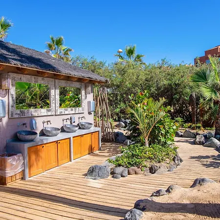 Luxury 3bd With Premium Amenities, Jacuzzi, Private Parking Apartment Palm-mar