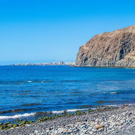 Luxury 3bd With Premium Amenities, Jacuzzi, Private Parking *