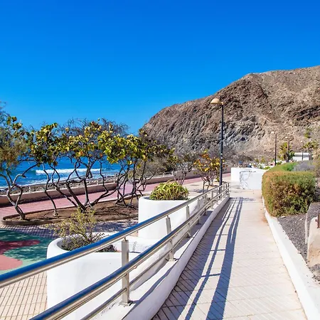 Luxury 3bd With Premium Amenities, Jacuzzi, Private Parking Apartment Palm-mar