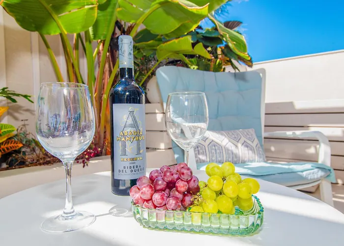 شقة Luxury 3bd With Premium Amenities, Jacuzzi, Private Parking بالم مار