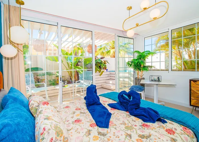 Luxury 3bd With Premium Amenities, Jacuzzi, Private Parking *