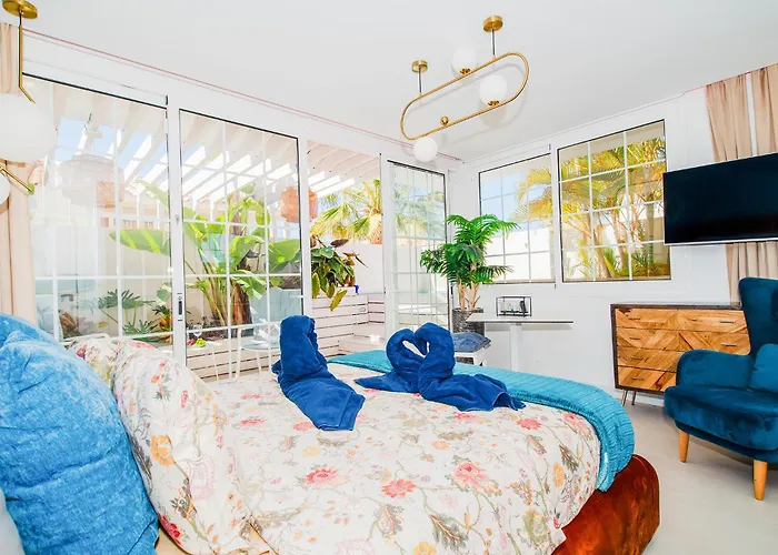 Luxury 3bd With Premium Amenities, Jacuzzi, Private Parking Lejlighed Palm-mar