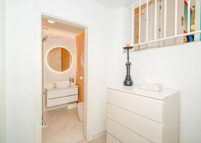 Luxury 3bd With Premium Amenities, Jacuzzi, Private Parking