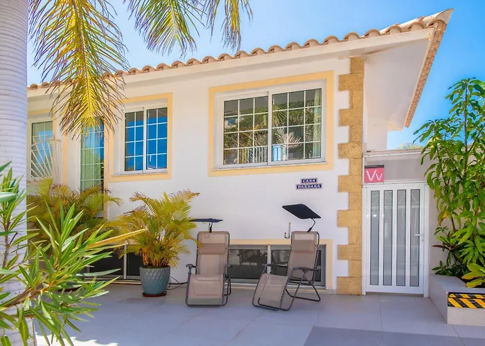 Luxury 3bd With Premium Amenities, Jacuzzi, Private Parking * Palm-mar