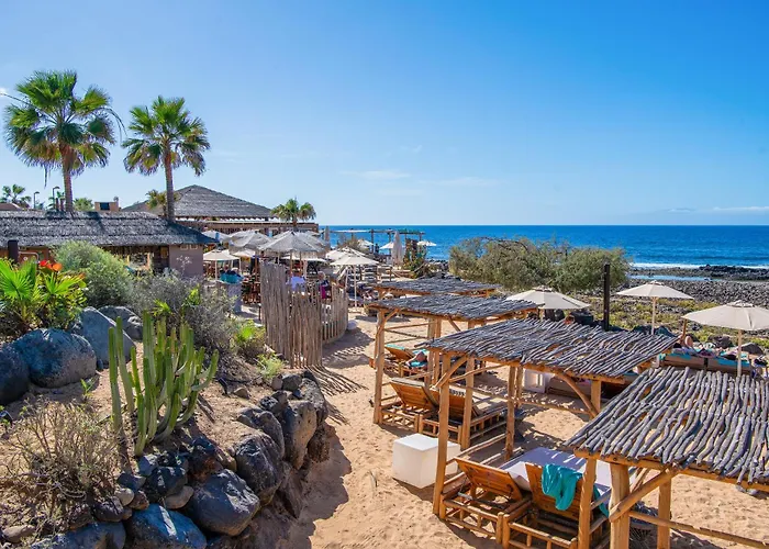 Luxury 3bd With Premium Amenities, Jacuzzi, Private Parking * Palm-mar